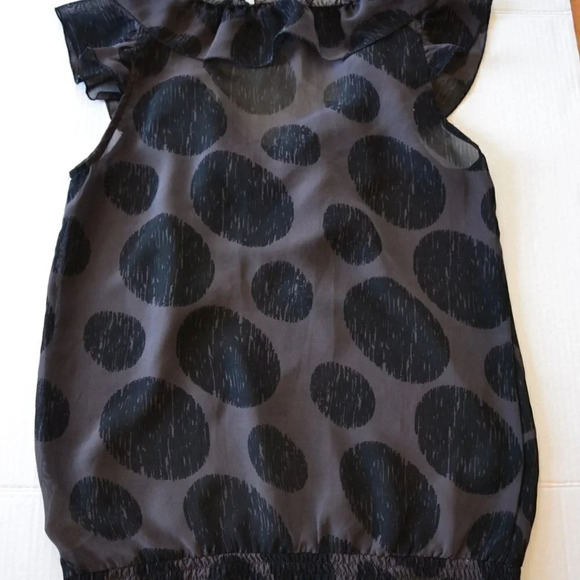 RW&Co. Sheer sleeveless  top - Picture 5 of 5